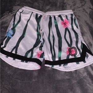 Overtime floral shorts